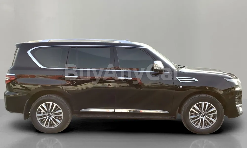 Vehicle photo 3