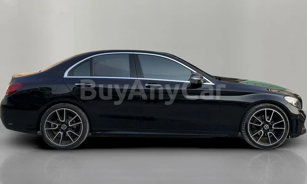 Vehicle photo 3