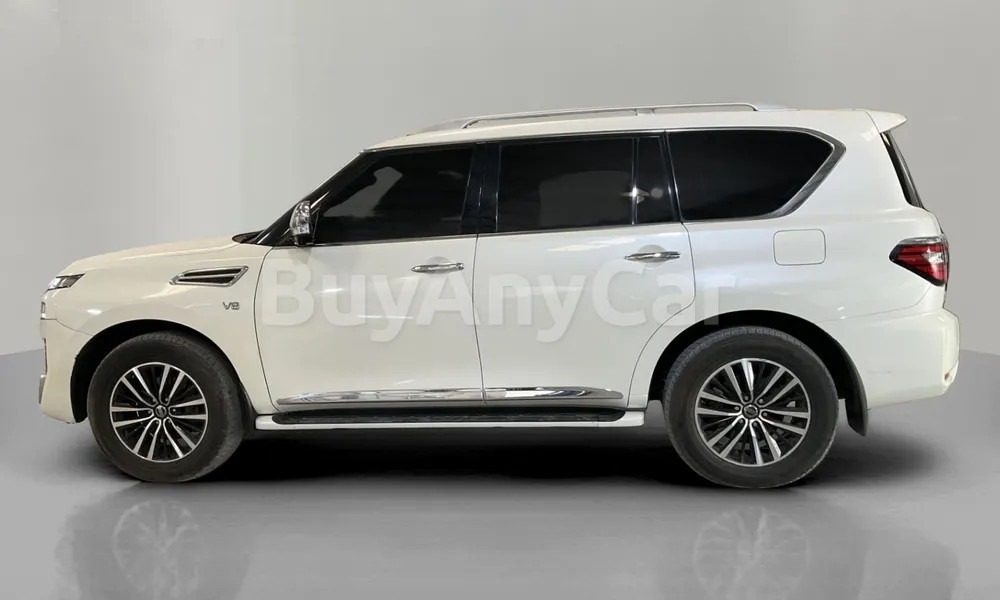 Vehicle photo 4