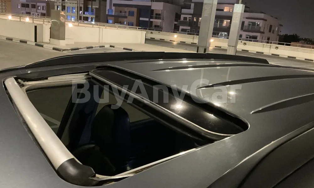 Vehicle photo 5