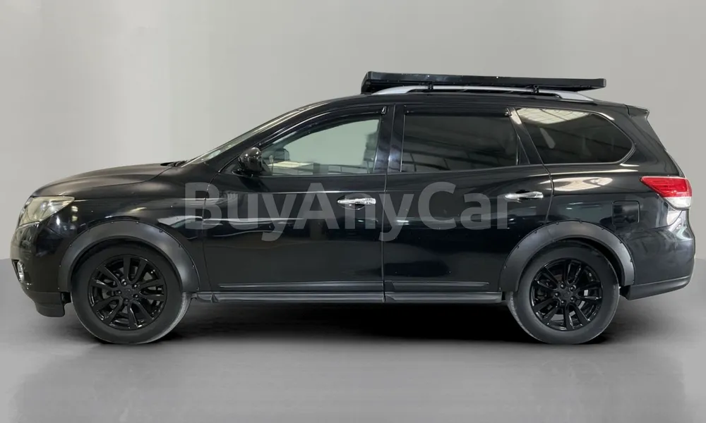 Vehicle photo 4