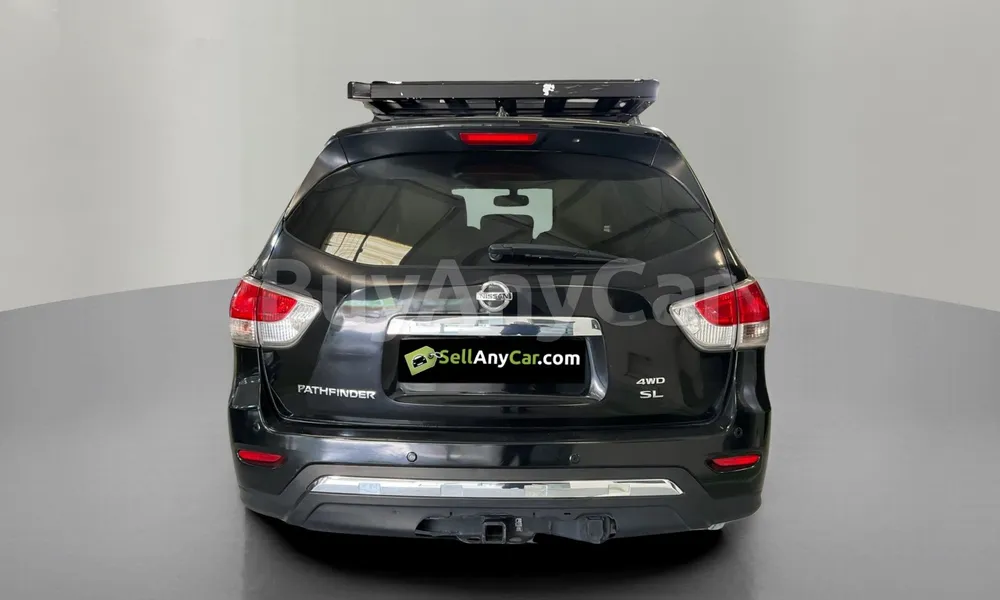 Vehicle photo 2