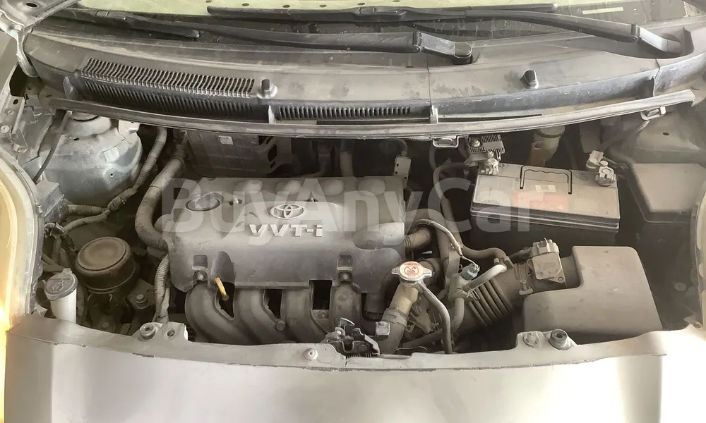 Vehicle photo 6