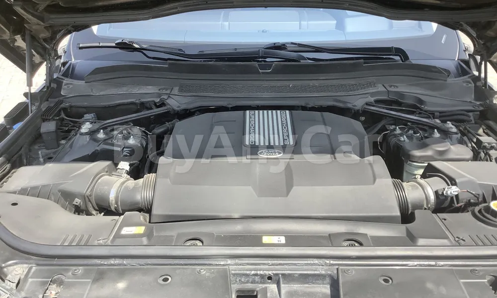 Vehicle photo 7