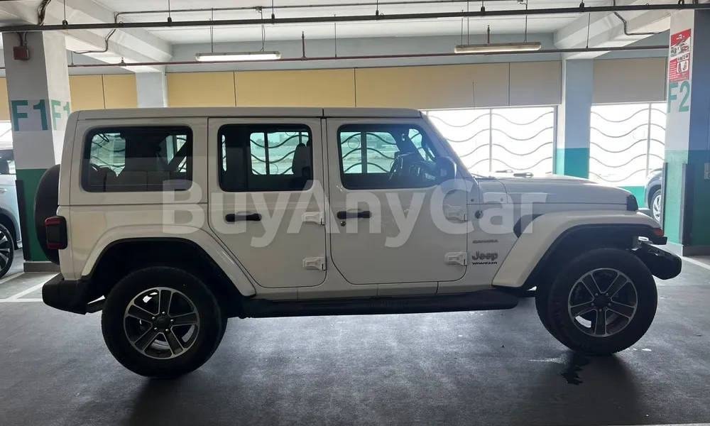 Vehicle photo 5