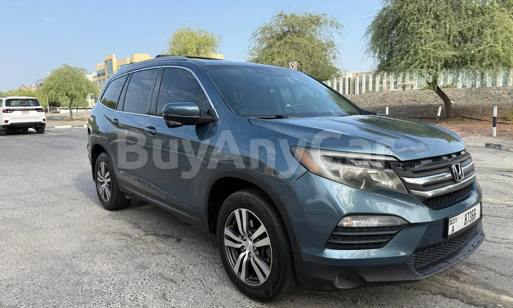 Vehicle photo 4