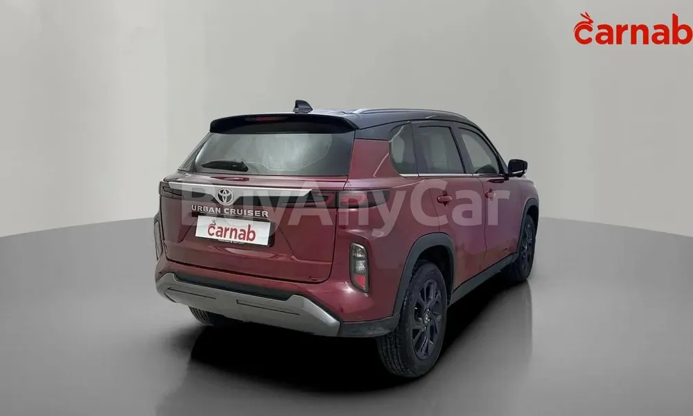 Vehicle photo 9