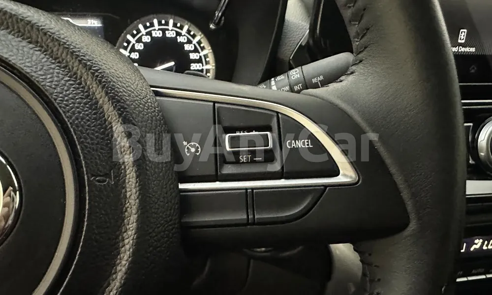 Vehicle photo 13