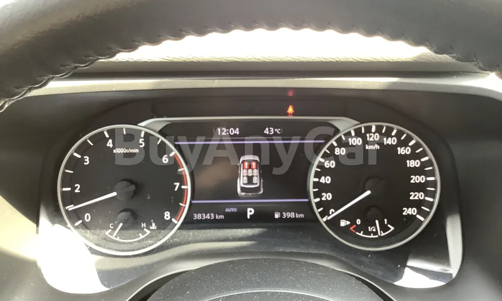 Vehicle photo 6