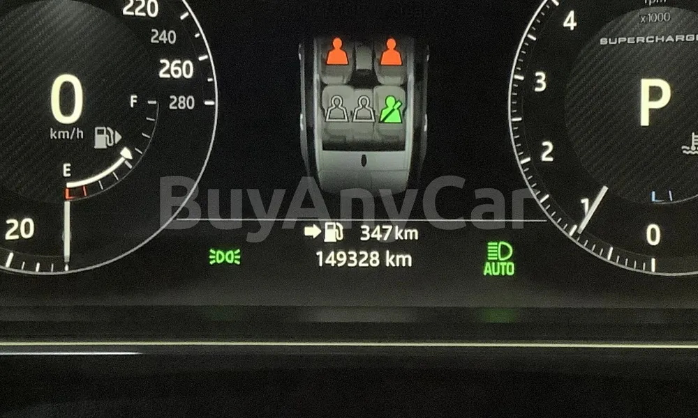 Vehicle photo 8