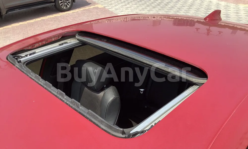 Vehicle photo 5