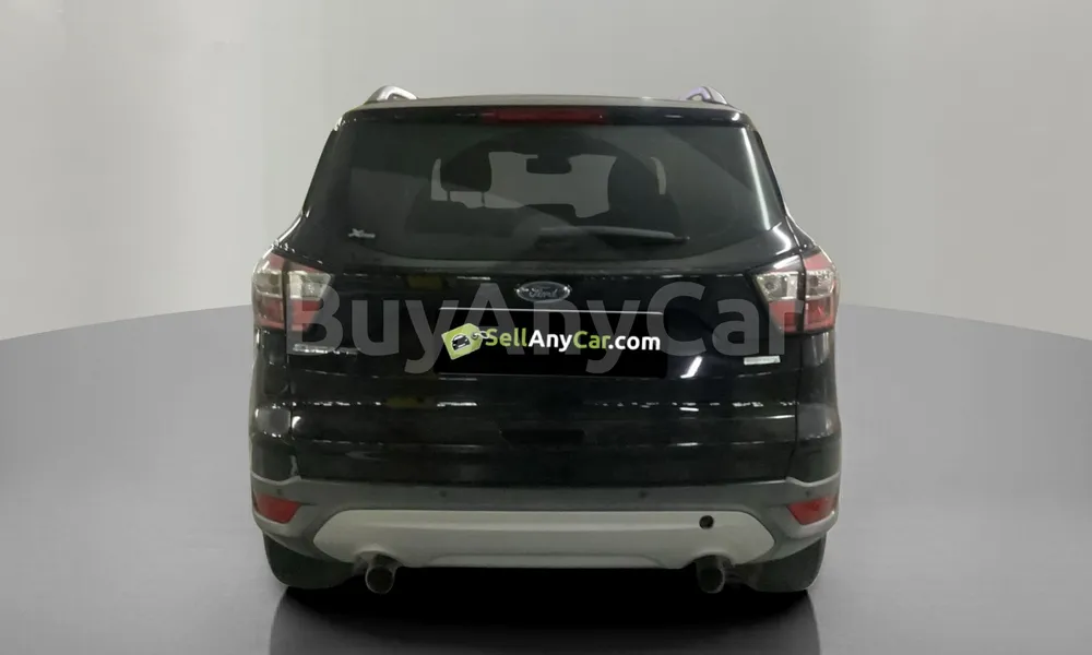 Vehicle photo 2