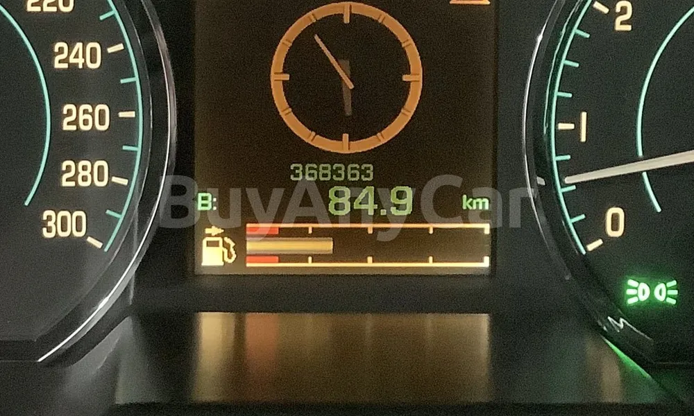 Vehicle photo 7