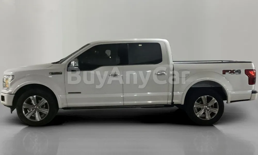 Vehicle photo 4