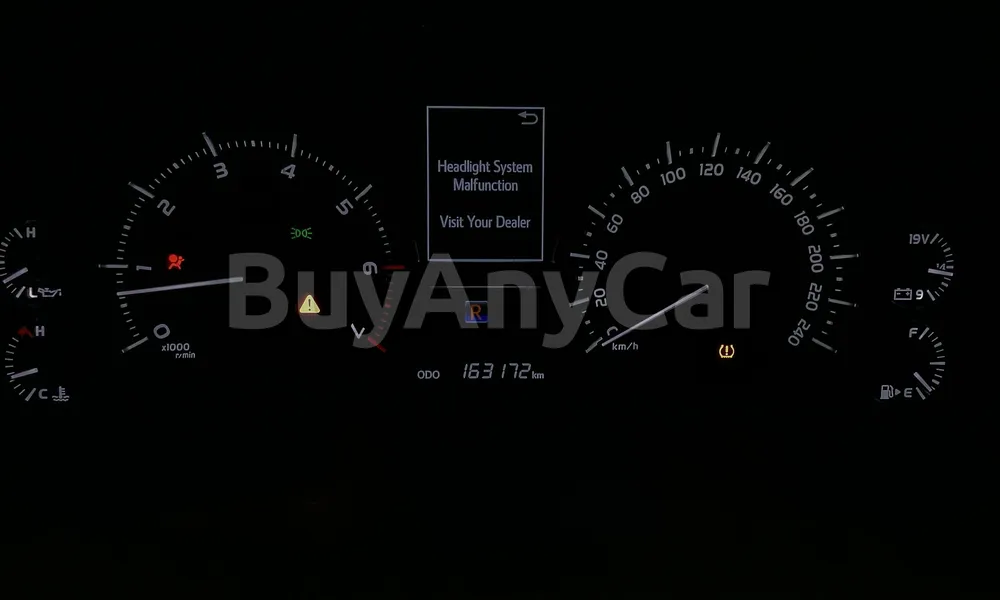 Vehicle photo 5