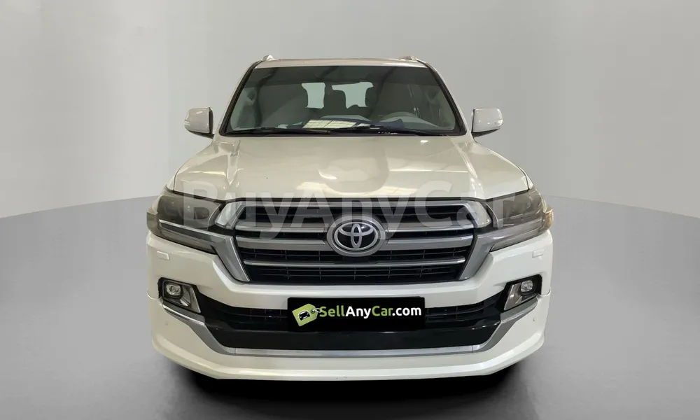 Vehicle photo 1