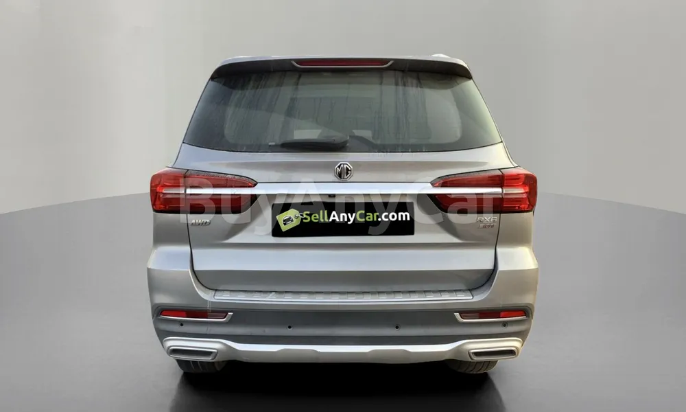 Vehicle photo 2