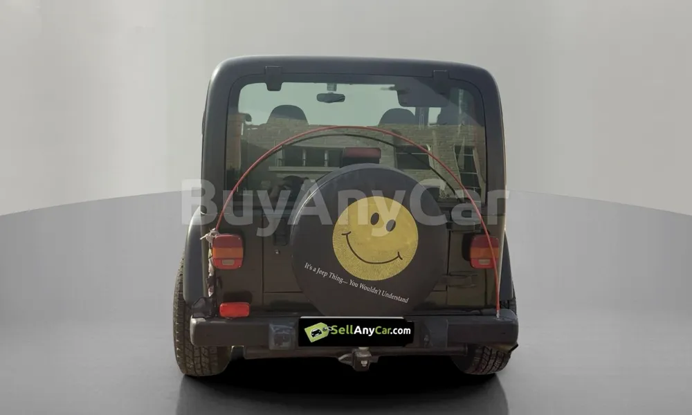 Vehicle photo 2