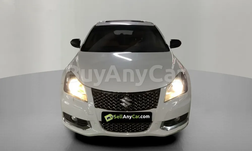 Vehicle photo 1