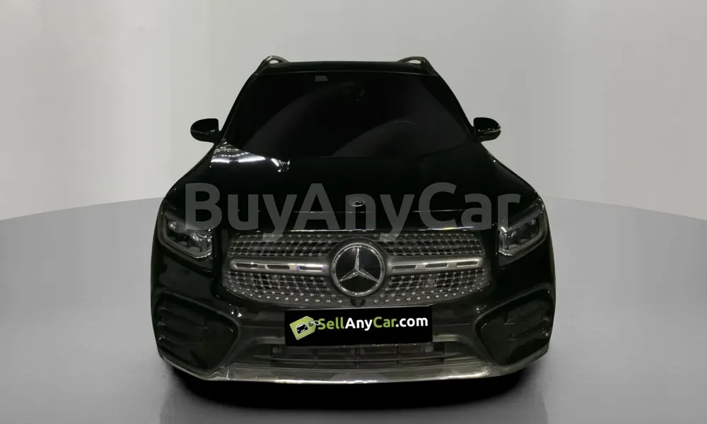 Vehicle photo 1