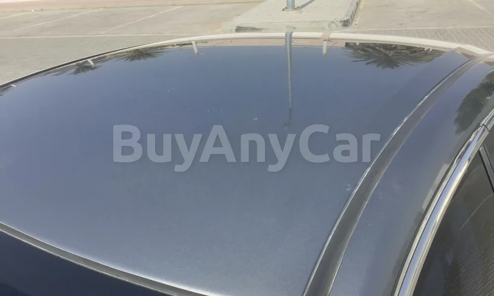 Vehicle photo 5