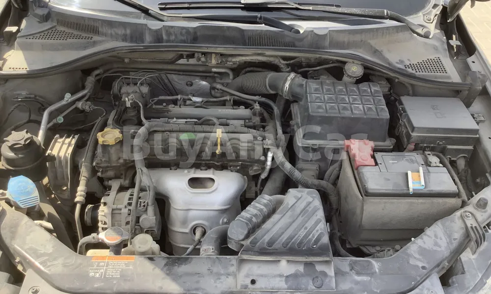 Vehicle photo 7