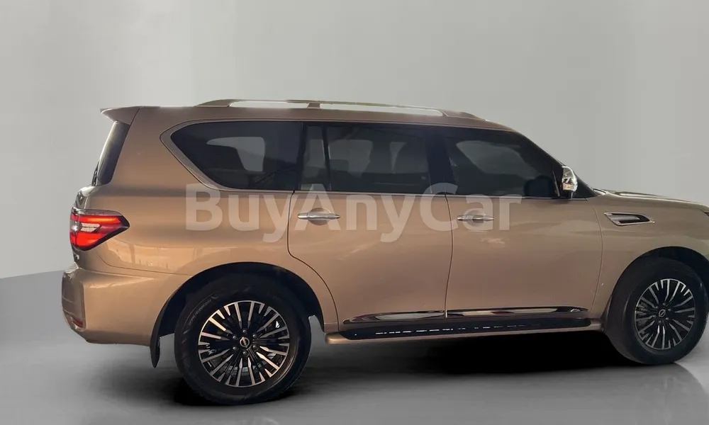 Vehicle photo 3