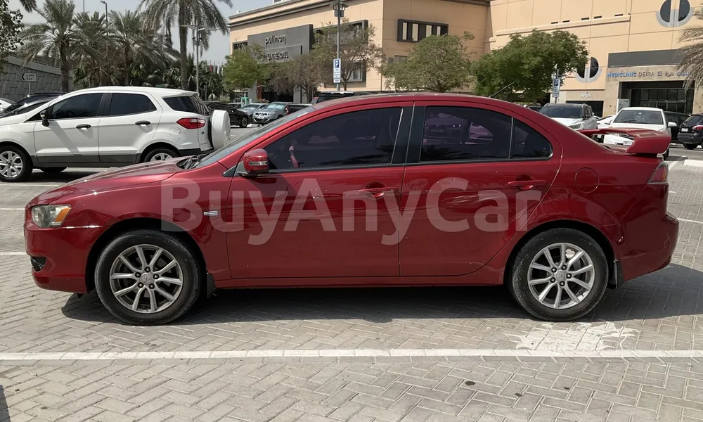 Vehicle photo 4
