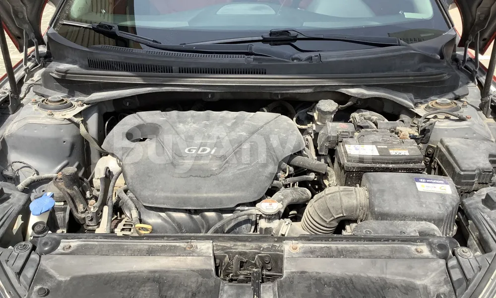 Vehicle photo 6