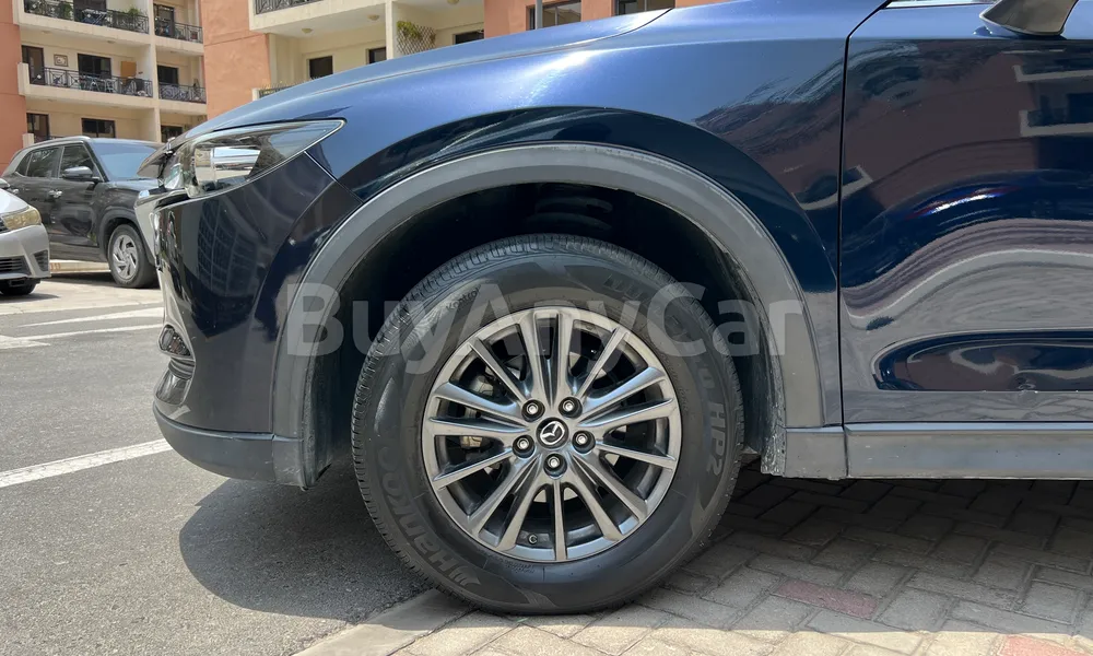 Vehicle photo 3