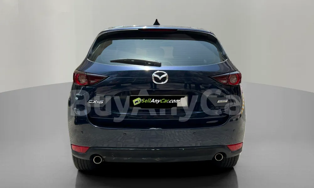 Vehicle photo 2