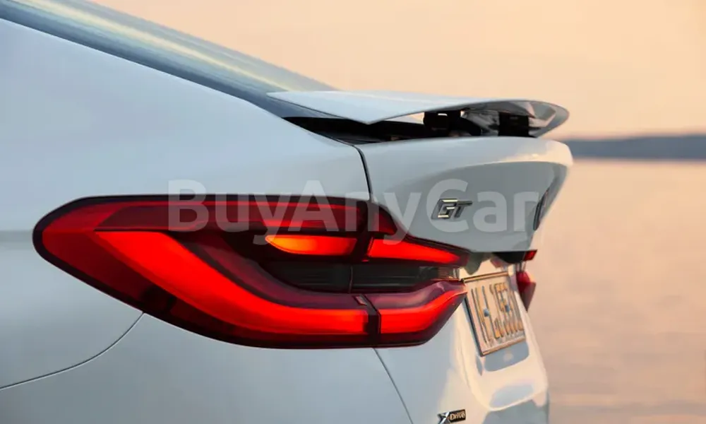 Vehicle photo 1