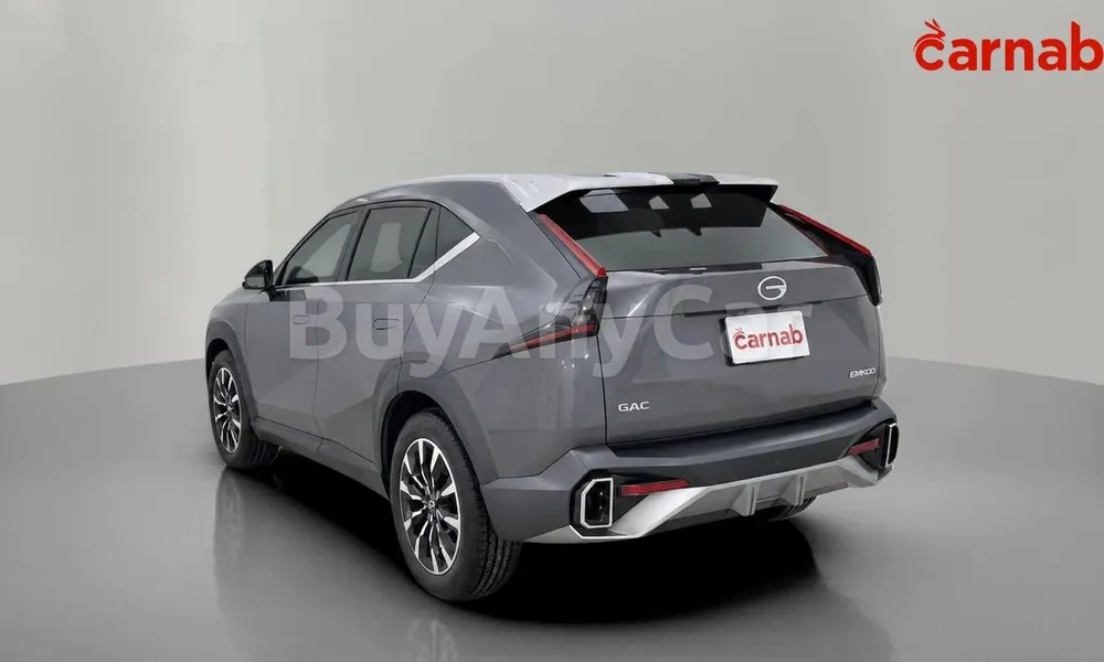 Vehicle photo 8