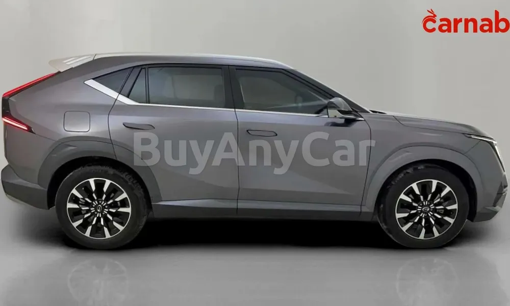 Vehicle photo 3