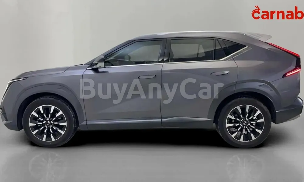 Vehicle photo 5