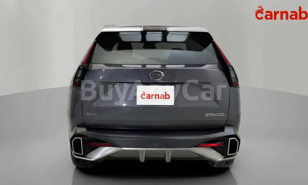 Vehicle photo 2