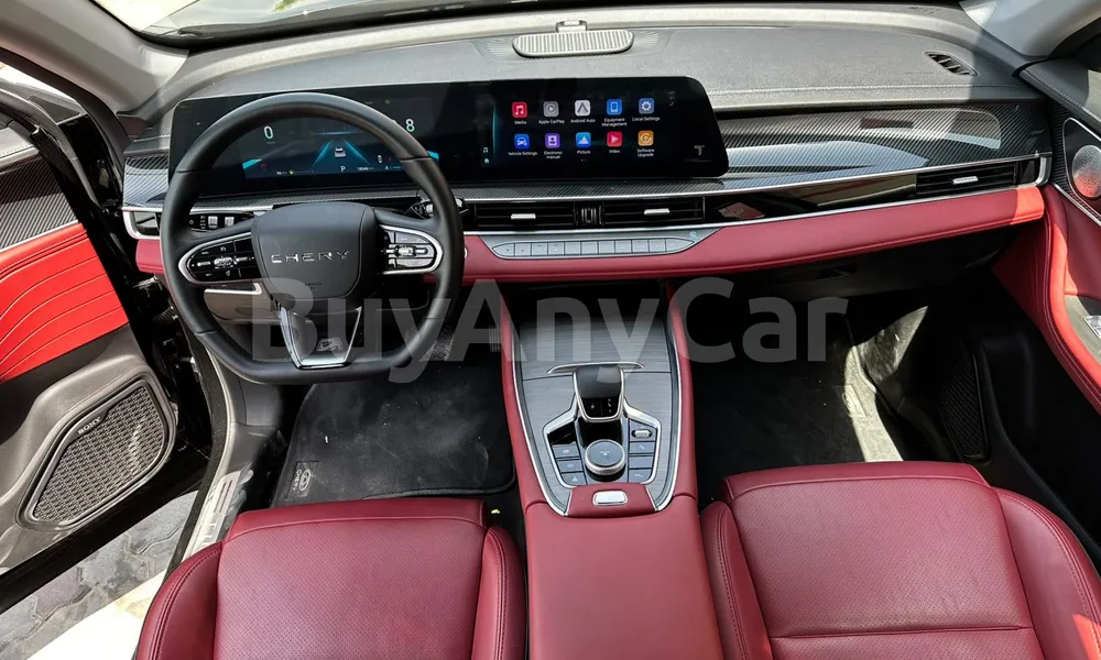 Vehicle photo 9