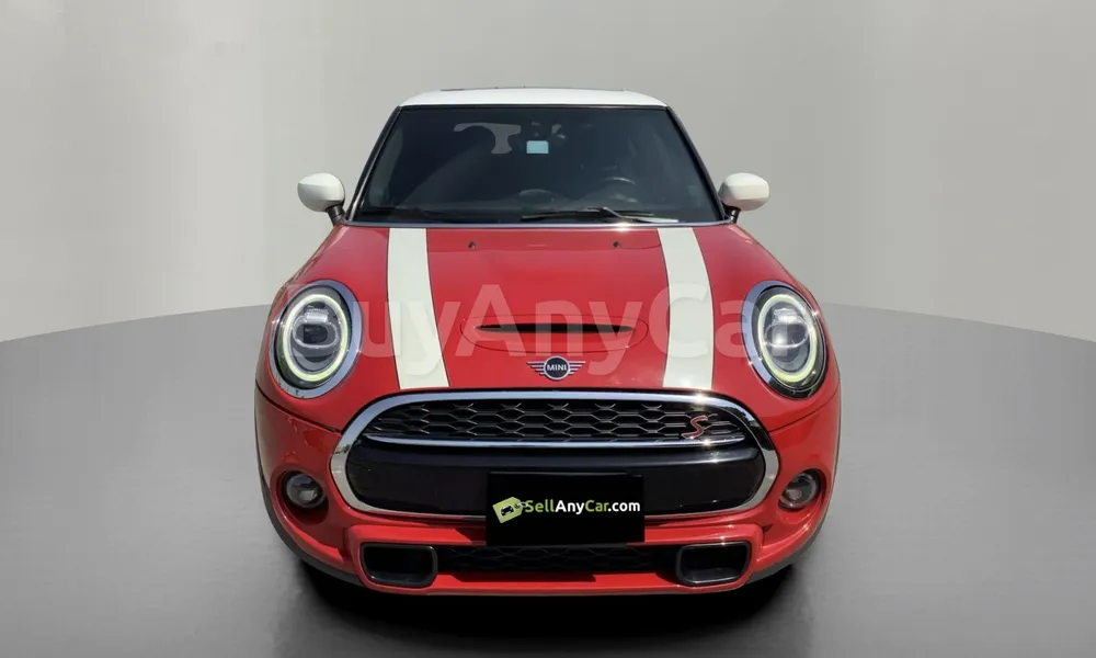 Vehicle photo 1