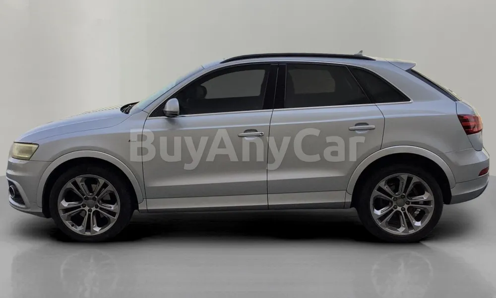 Vehicle photo 4
