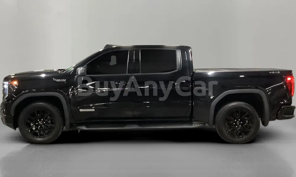 Vehicle photo 3