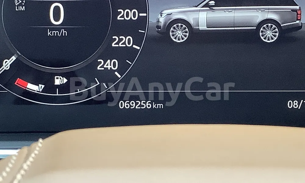 Vehicle photo 8