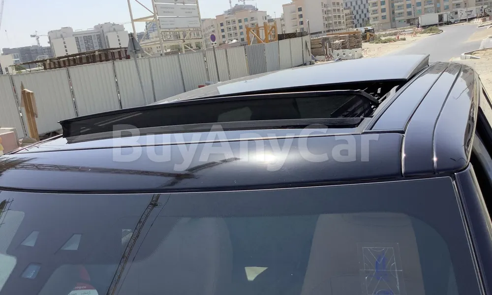 Vehicle photo 5