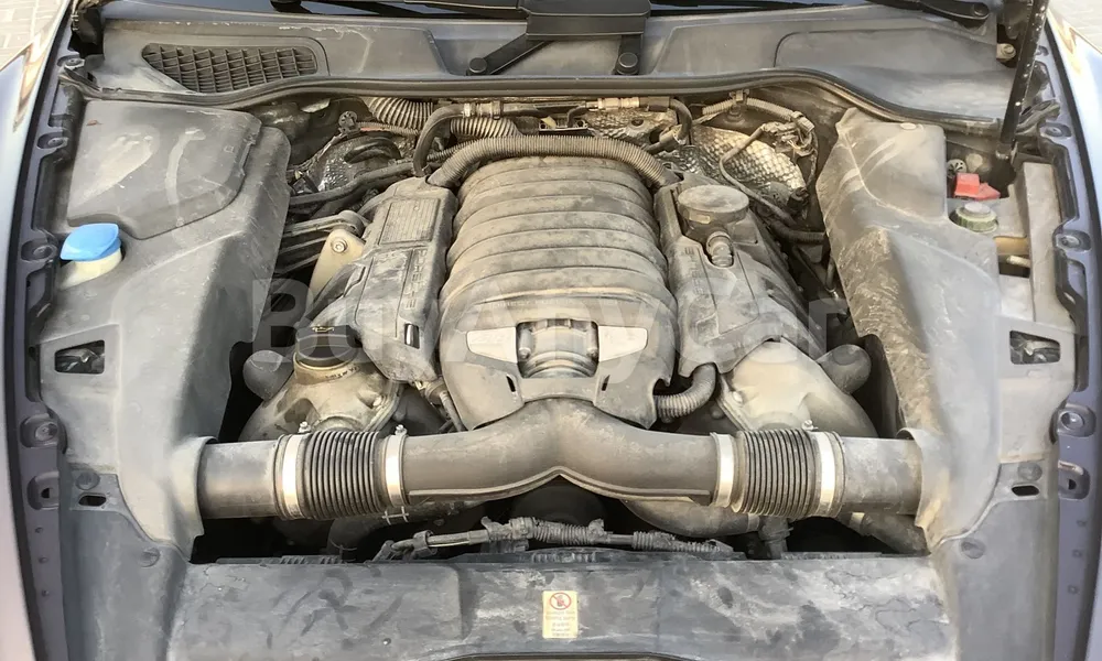 Vehicle photo 6
