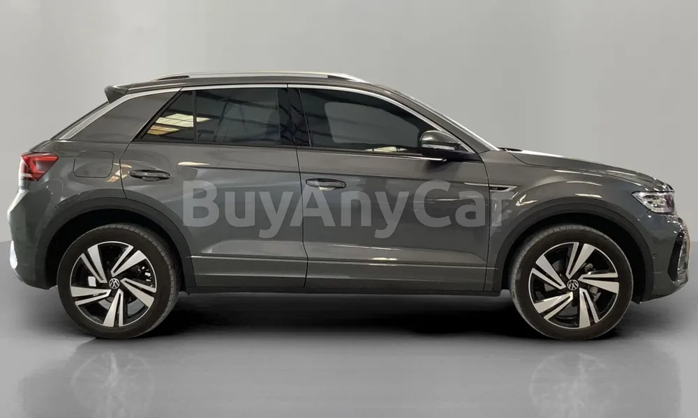 Vehicle photo 3