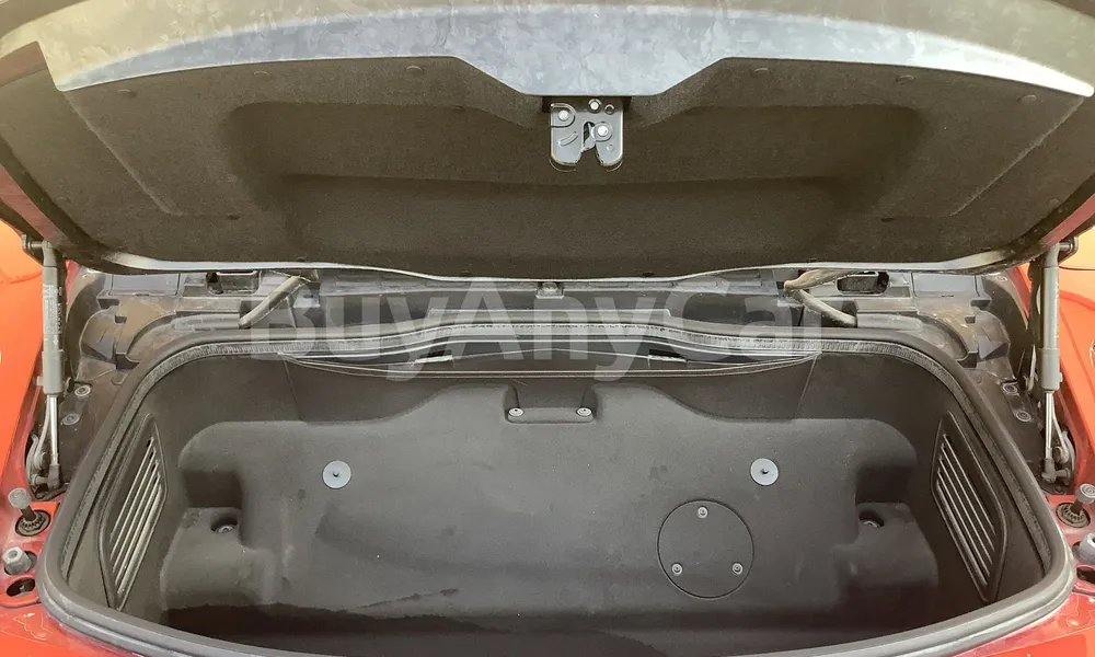 Vehicle photo 5