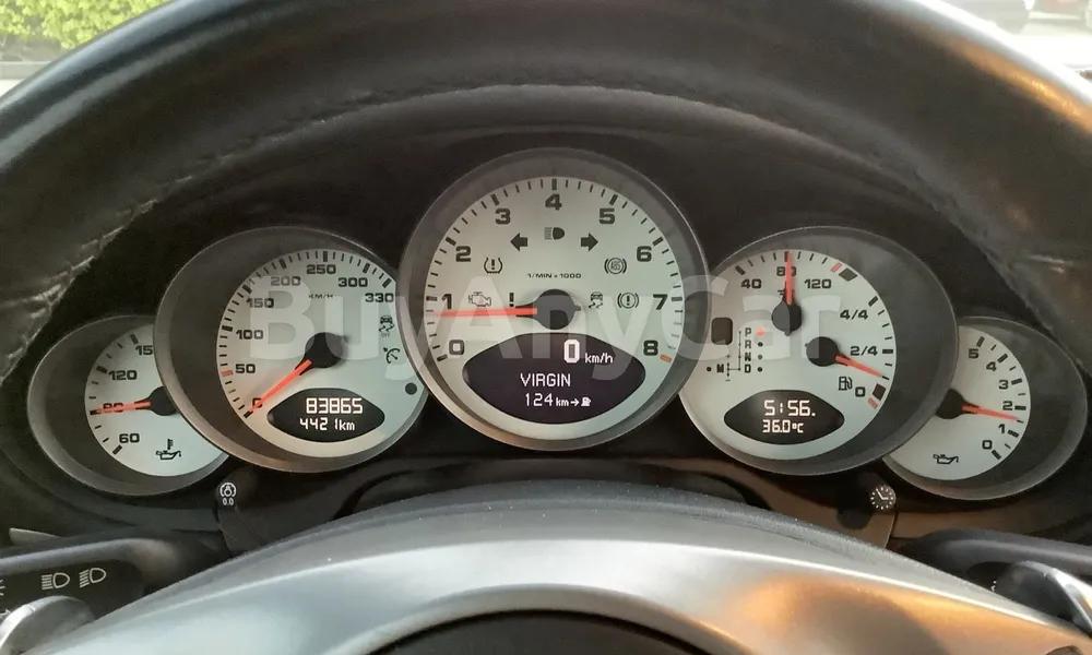 Vehicle photo 7