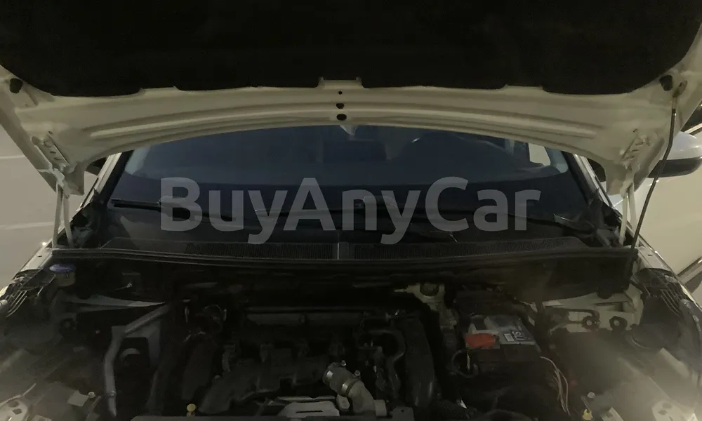 Vehicle photo 6