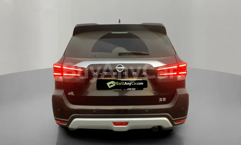 Vehicle photo 2