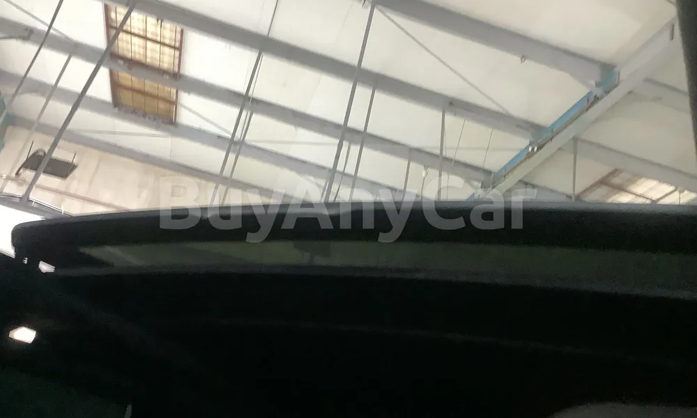 Vehicle photo 10