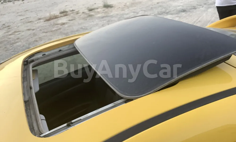 Vehicle photo 5